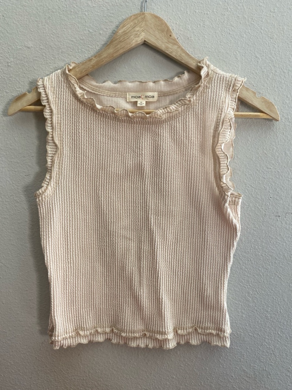 Moa Moa Cream Ruffle-Trim Ribbed Tank